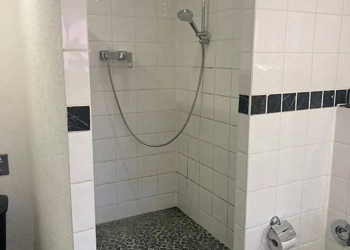 Apartment Sehr Grosse Naehe Duesseldorf, Flughafen Und Messe